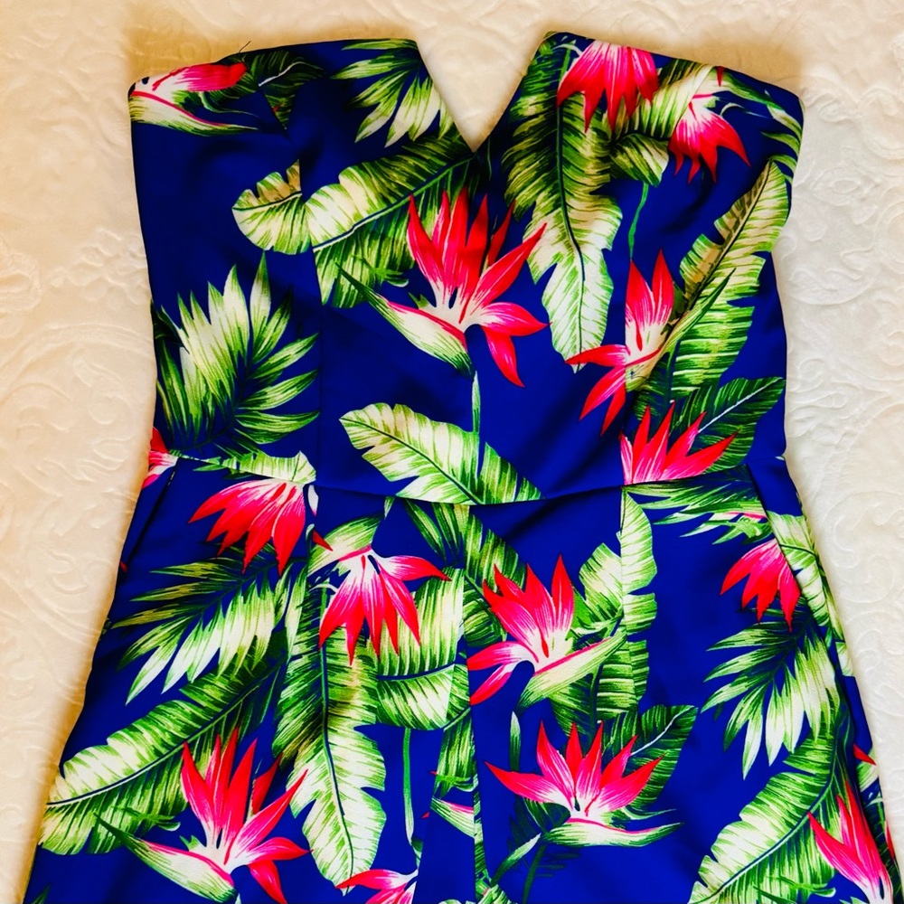 Tropical Floral Print Sleeveless Romper Women’s size 4